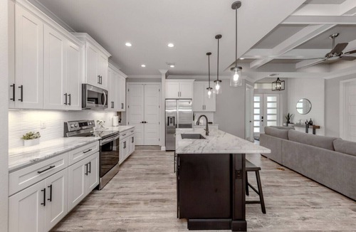 Port Charlotte House | Poolside Palms Getaway near Fisherman`s Village