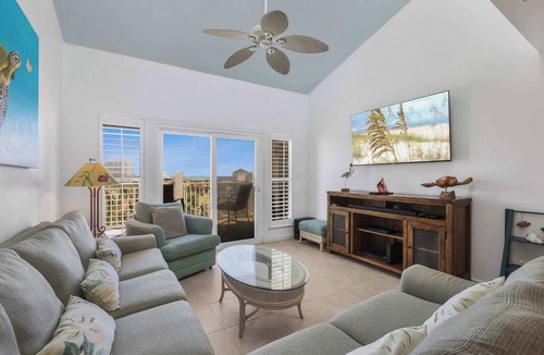 Orange Beach East Condo | Portside 304: Deeded boat slip with Lift, water view