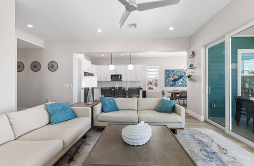 Mid Island House | Pre Summer Get Away. MAY DISCOUNTED! FULL gulf views 220steps to the ocean.