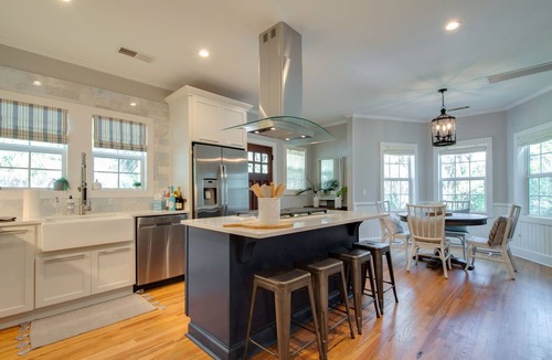 Olde Town House | PREMIER Landmark Home Located in Old Town Bluffton