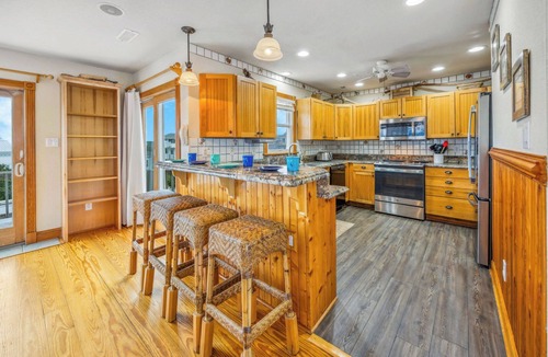 Waves House | Premier Oceanfront Dog Friendly w/Pool, Hot Tub, Elevator, Theater, Tiki Bar