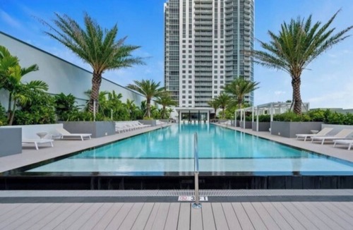 Downtown Fort Lauderdale Apartment | Premium 1 bdr apt, 1 block from Las Olas. Great amenities, fully furnished.