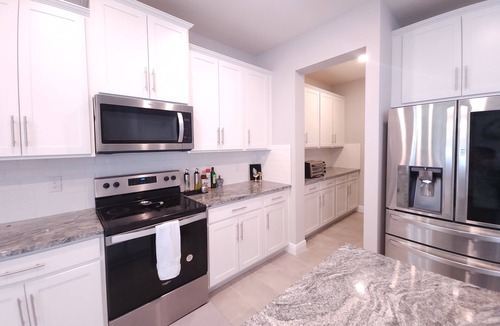 Wesley Chapel House | Prime Location - Spacious & Bright 4B 3Ba Home