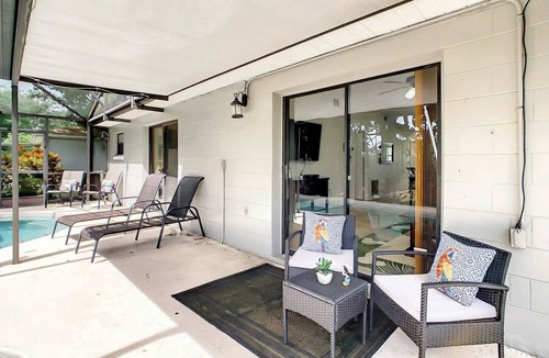 Poinciana House | Private 4BR Bungalow with Screened pool large yard