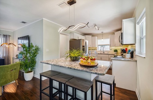 Seminole House | Private Beach Getaway Home - Centrally Located to all Beaches & Entertainment