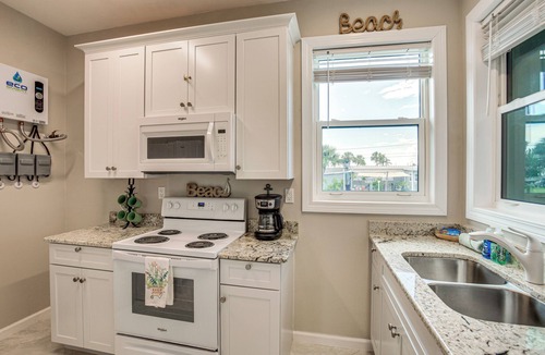 El Jobean Apartment | Private Boat Dock: Canal-Front Port Charlotte Gem