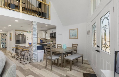 Gulf Coast Acres House | Private Coastal home w. gaming loft, pool table, hot tub, arcades - pet friendly