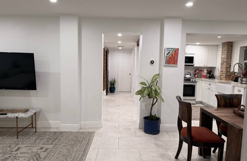 Allapattah Apartment | Private duplex (first floor) centrally located to beaches and the city of Miami.