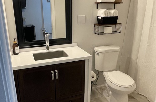 Miramar Apartment | Private Guest Suite close to Hard Rock Stadium/Casino and the beaches