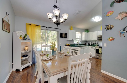 Homosassa House | Private Heated Pool: Sunny Homosassa Stay!