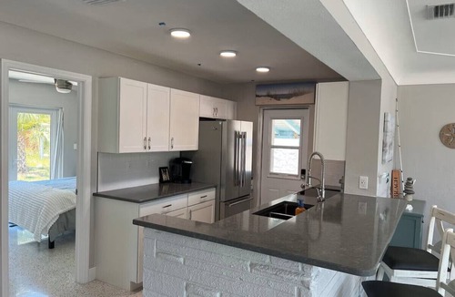 Fort Myers Beach Cottage | Private Home - Steps away from beach - Pool and Hot Tub
