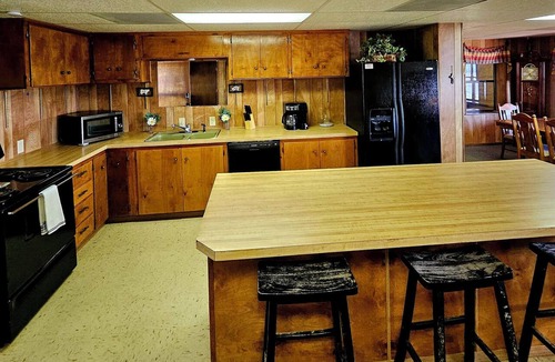 Colorado City House | Private Lakefront Retreat - Fishing, Game Room, Fire Pit - Lake Colorado City TX