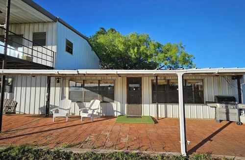 Colorado City House | Private Lakefront Retreat - Fishing, Game Room, Fire Pit - Lake Colorado City TX