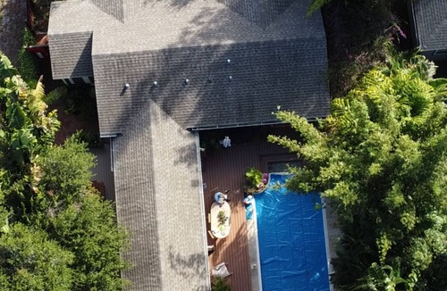 United Central House | Private, Mid-century-Modern, Decks, Gardens, Heated Pool, Priv. Outdoor Shower