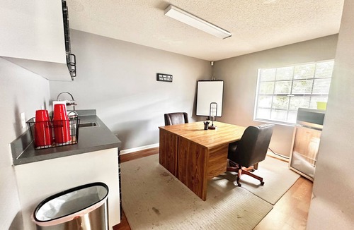 Fort King District House | Private Office Rental - Ocala - Meetings, Content, Teams