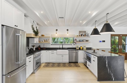 Ludlam House | Private Palm Oasis - Pool, Spa, Fire Pit & Outdoor Kitchen