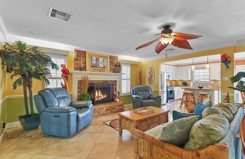 Galveston House | Private pool, Backyard oasis!