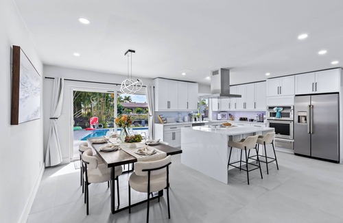 Coral Ridge Isles House | Private Pool + Canal-Front Deck | Beach 10 min | Las Olas 15 min | Soleil Breeze