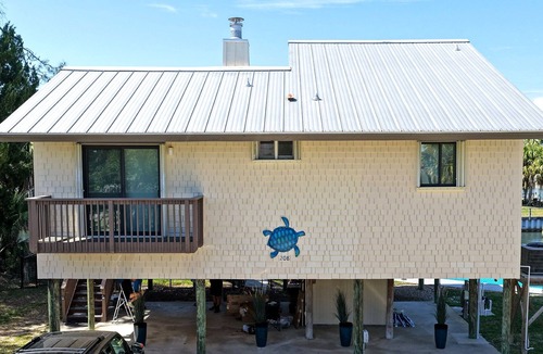 Crawfordville Cottage | Private Pool & Dock Family Fishing Bungalow Retreat Near Shell Point Beach
