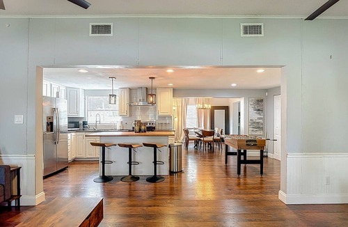 Seffner Community Alliance House | Private Pool, Games, Firepit Ultimate Tampa Fun House