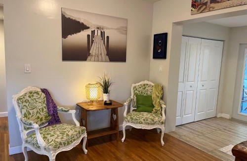 Hallandale Beach House | Private resort for up to 12 guests minutes from Hallandale & Hollywood Beach Oceanfront