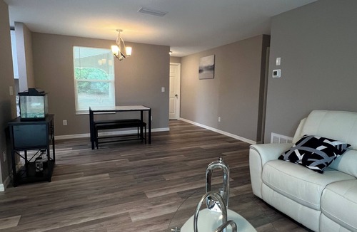 Spring Hill House | Private Room Rental!