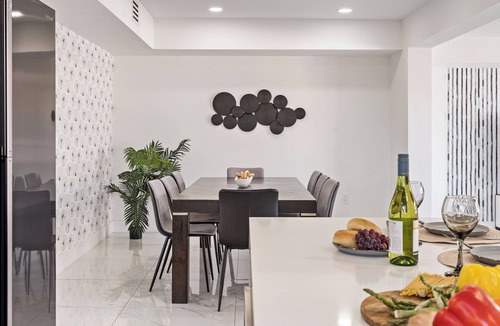 Olympia Heights House | Private Yard & BBQ, Island Kitchen, Fully Renovated Home - Near Miami & MIA