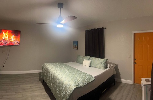 Northwest Orlando House | PROMO NOW: City and Stadium Sanctuary Vibes