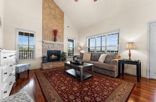 Branson West Villa | Puttin on the Green Villa