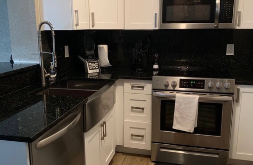 Wilton Manors House | Quaint Wilton Manors Retreat