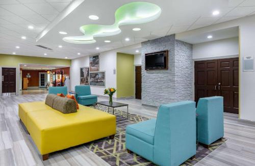 Palatka Hotel | Quality Inn and Suites Palatka Riverfront