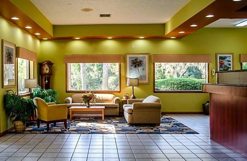 Crystal River Hotel | Quality Inn Crystal River