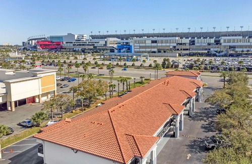Daytona Beach Hotel | Quality Inn Daytona Speedway - I-95