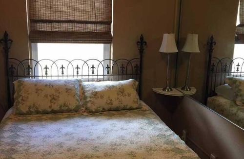 Pompano Beach Hotel | Queen one bedroom on the 2nd floor overlooking the pool and beach