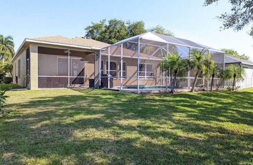 River Pointe House | Quiet Lakeside Retreat -Peaceful Home w/Pool