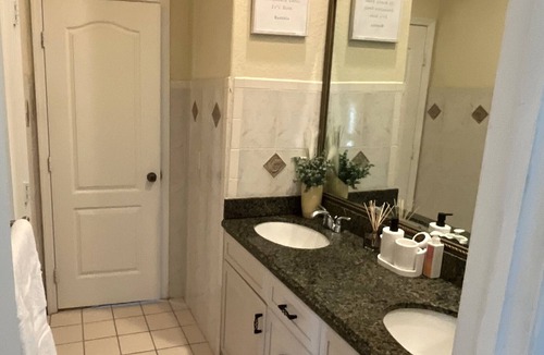 Wesley Chapel House | Quiet Lakeview Home