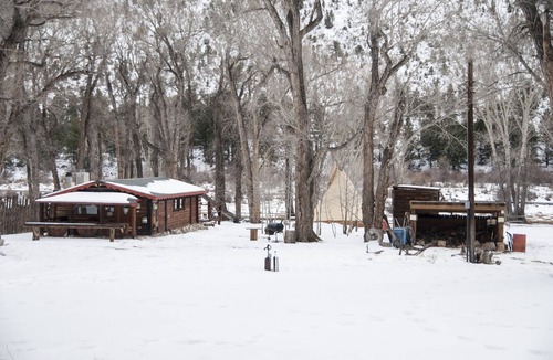 Nathrop Cabin | Rabbit Den of Bunnylane Cabins "Pay it Forward"