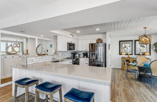 Pensacola Beach Condo | Rare 3 Bedroom Condo on the Sound | Breathtaking Views from this Completely Updated Beautiful Condo