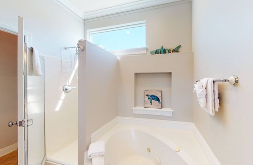 Riviera Beach House | Recently updated home near the beach with enclosed yard, covered porch, W/D, AC