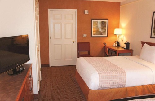 Harlandale Hotel | Red Roof Inn San Antonio - South Park