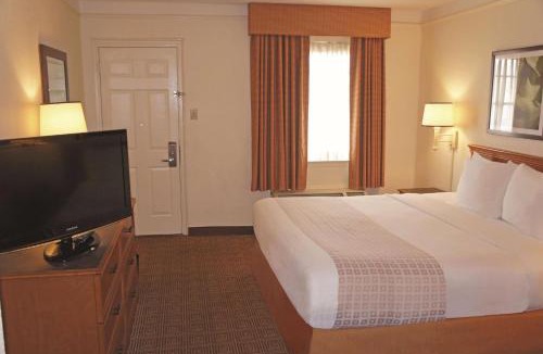 Harlandale Hotel | Red Roof Inn San Antonio - South Park
