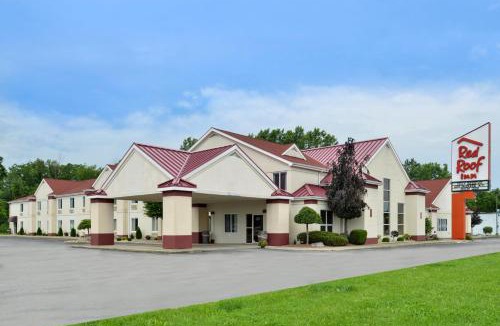 Milan Hotel | Red Roof Inn Sandusky - Milan