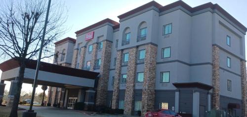 Longview Hotel | Red Roof Inn & Suites Longview