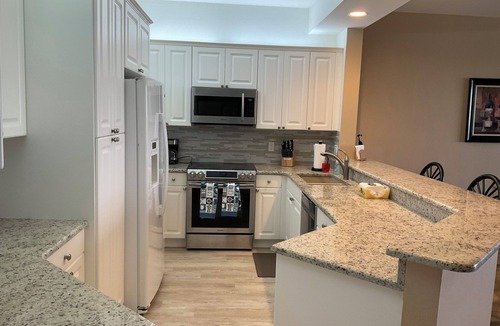 Vanderbilt Beach Condo | Regatta, Vanderbilt Beach - Owner will discount