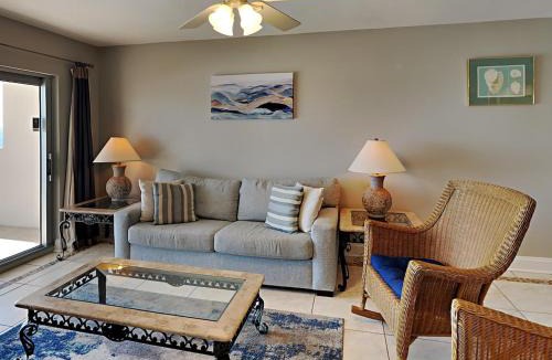 Pensacola Beach Apartment | Regency Towers #802 West
