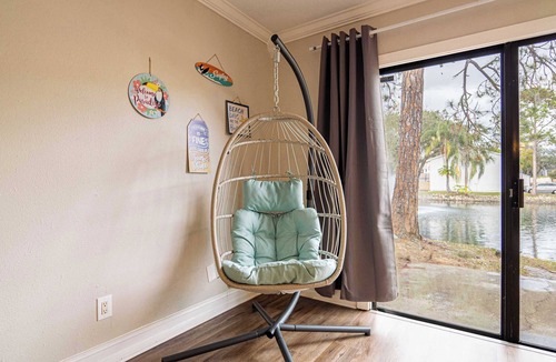 University House | Relax and Recover Townhouse