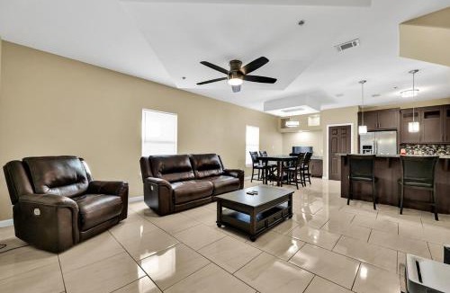 McAllen Apartment | Relax & Enjoy In Our Spacious Townhome Getaway D