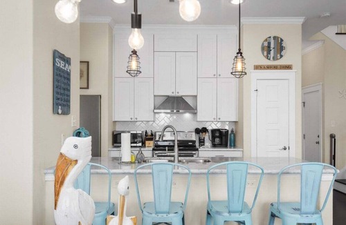 Galveston House | Relaxing 4BR Beachside Home with Hot Tub | Pet Friendly