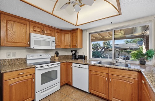 Deer Valley House | Relaxing Deer Valley Retreat – Pool, Game Room, Fireplace, BBQ, Sleeps 8