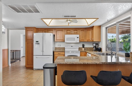 Deer Valley House | Relaxing Deer Valley Retreat – Pool, Game Room, Fireplace, BBQ, Sleeps 8